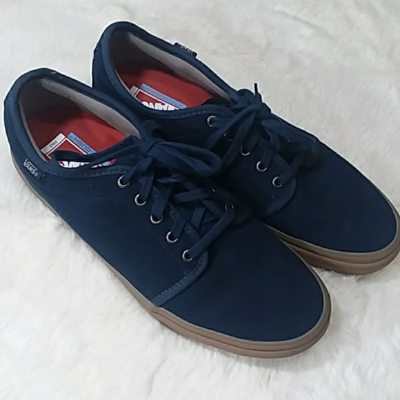 navy blue vans with gum sole